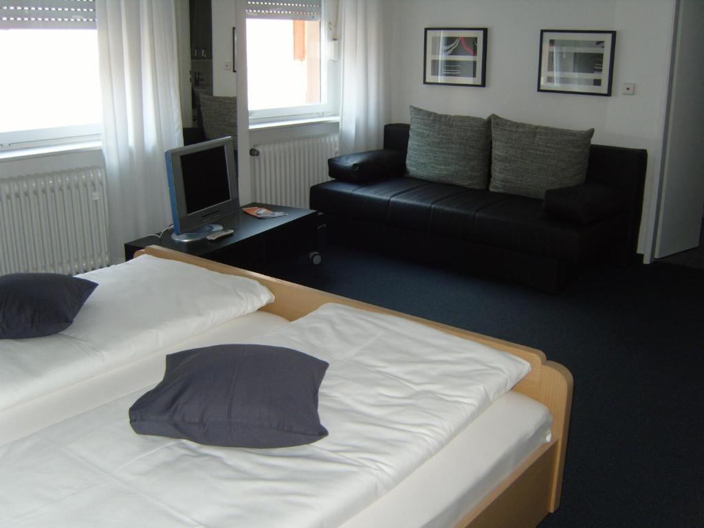 Hotel Scheffelhof Waldkirch Esterno foto
